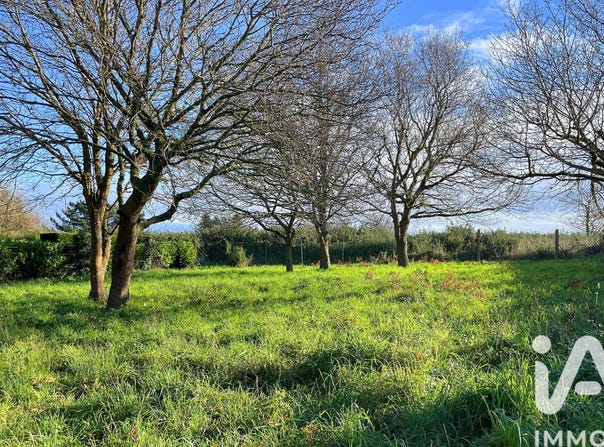 Plouhinec, Brittany 56680