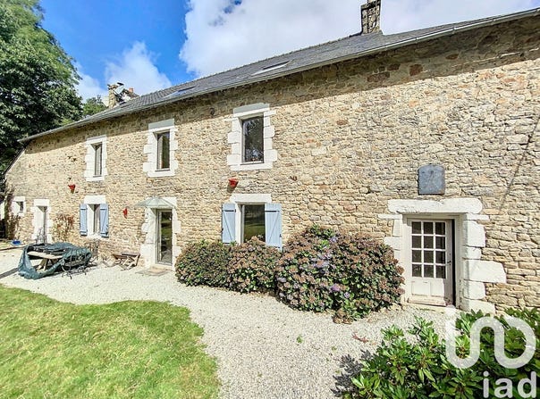 Langoëlan, Brittany 56160