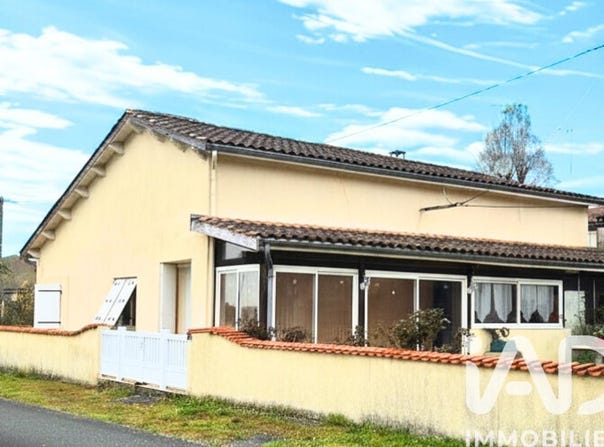 Saint-Martin-de-Coux, Nouvelle-Aquitaine 17360