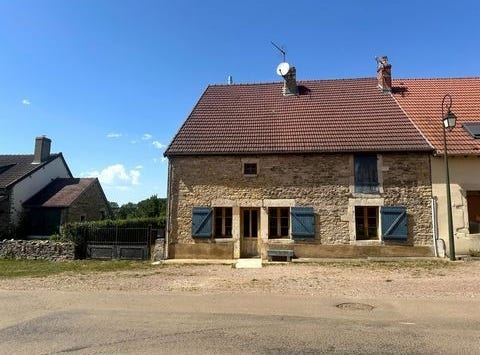 POUILLY EN AUXOIS, Bourgogne 21320
