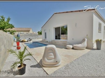 ROUJAN, Languedoc-Roussillon 34320