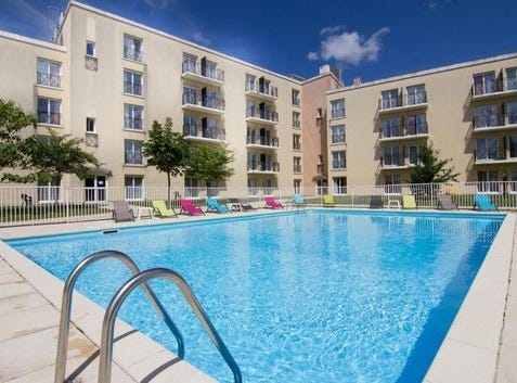 Residence Du Parc 2 Rue Edouard Buffard, Paris, Paris 77144