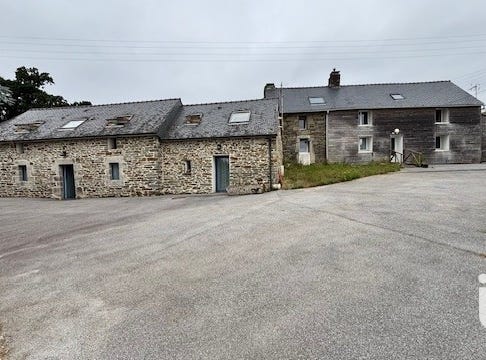 Plonévez-du-Faou, Brittany 29530
