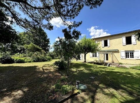 Saint-Pierre-De-Mons, Aquitaine 33210