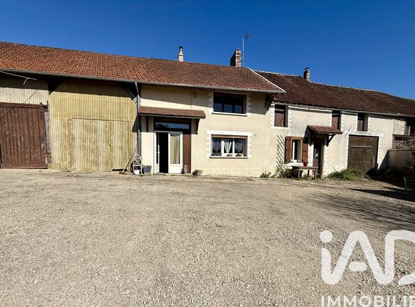 Merry-la-Vallée, Bourgogne-Franche-Comté 89110