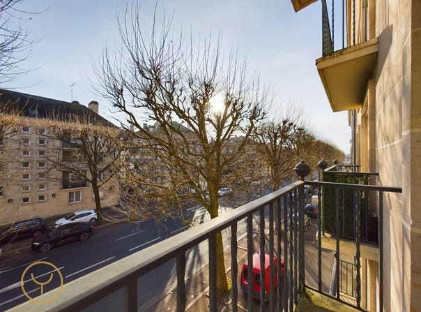 Troyes, Aube 10000
