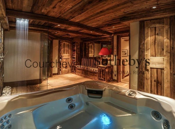 COURCHEVEL, Auvergne-Rhône-Alpes 73120