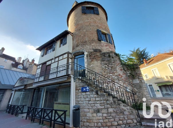 chalon-sur-saône, Bourgogne-Franche-Comté 71100