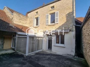 Ancy-Le-Franc, Bourgogne 89160