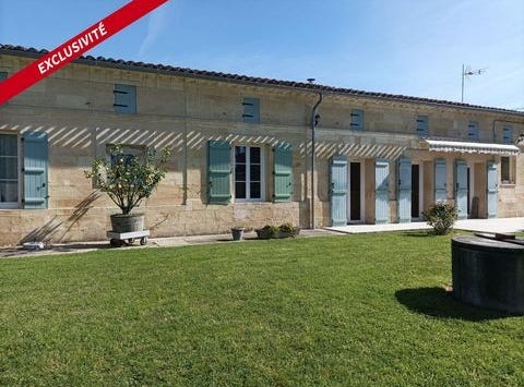 Saint-Vivien-De-Blaye, Aquitaine 33920