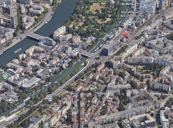 ISSY-LES-MOULINEAUX, Île-de-France 92130