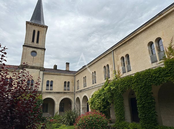 NIORT, Nouvelle-Aquitaine 79000