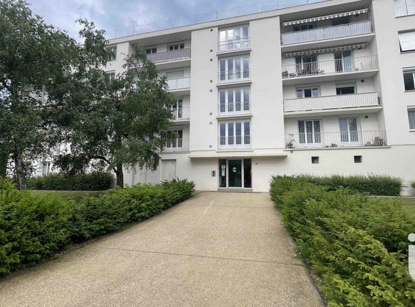 Saint-Cyr-sur-Loire, Centre-Val de Loire 37540