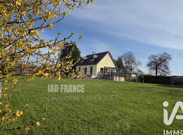 Parcé, Brittany 35210