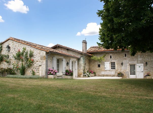 Roullet-Saint-Estèphe, Poitou-Charentes 16440