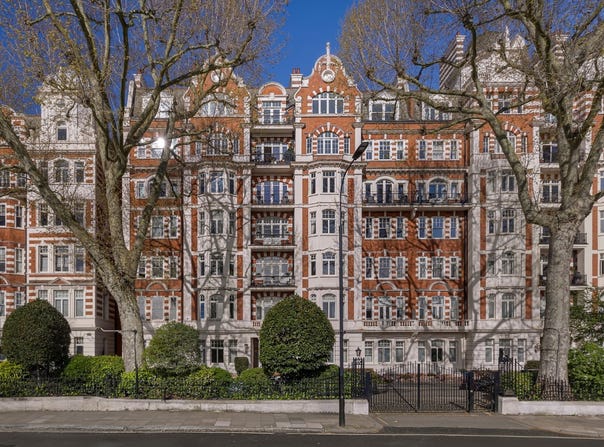 North Gate, England, London, England NW8
