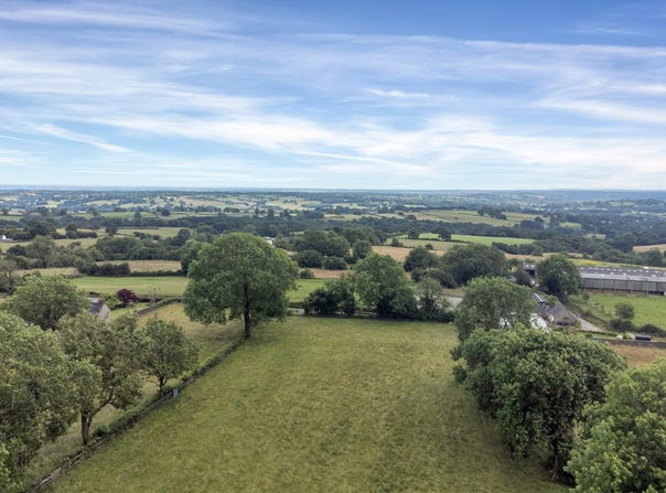 Ashbourne, England DE6 2DA