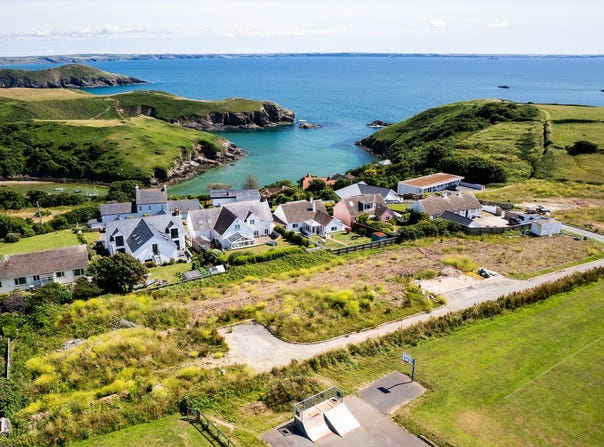 Solva, Wales SA62 6TB