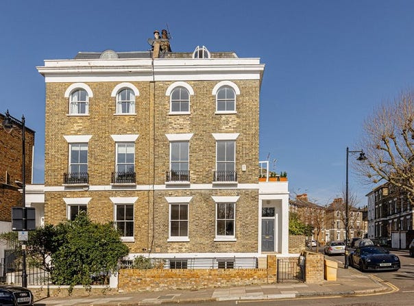 Richmond Avenue Barnsbury, London, England N1 0LX