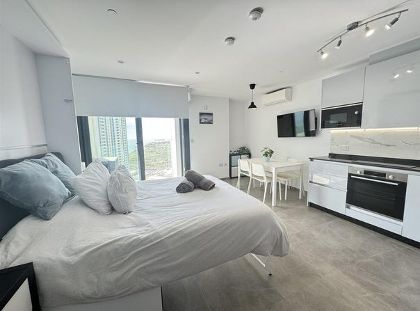 Stunning Studio apartment in E1, Gibraltar E1, E1, 