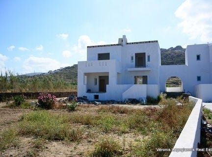 Plaka, Periféreia Protevoúsis 843 00