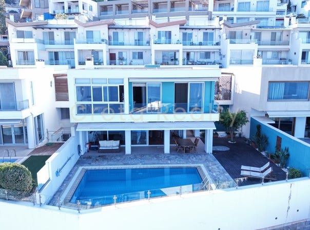 ... (), Crete 71500