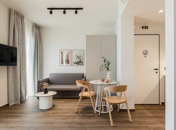 Kleomenous, Athina, Attica (region) 106 76