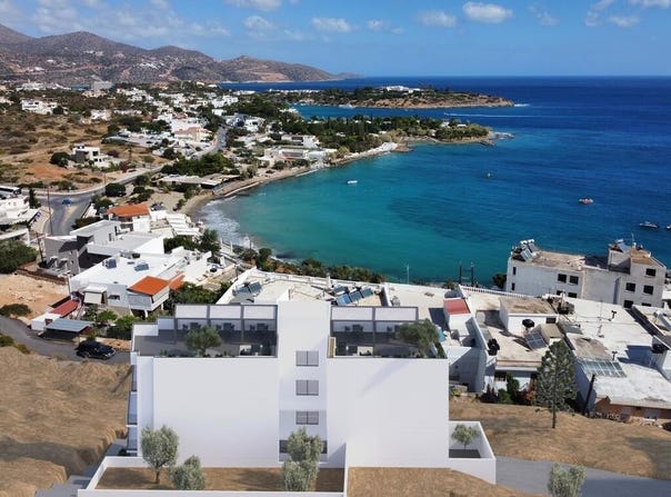 Μπουζούκια, Crete 72100