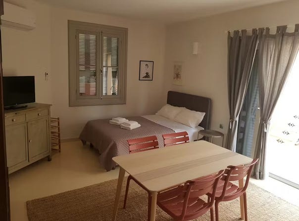 Derigny, Athens, Attica (region) 104 34