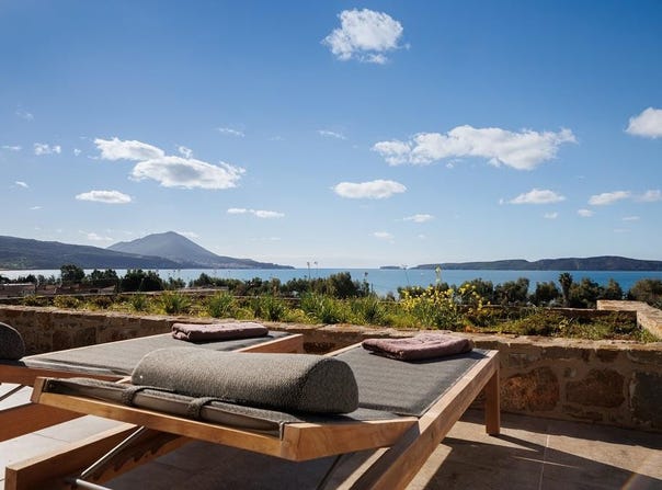 Pilos, Peloponnese 24001