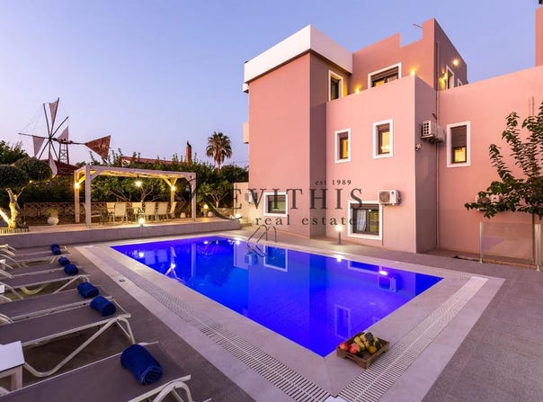 Adelianos Kampos, Crete 74100