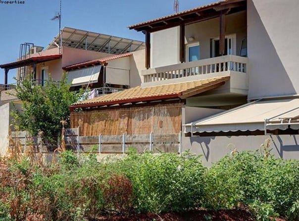 Sternes, Crete