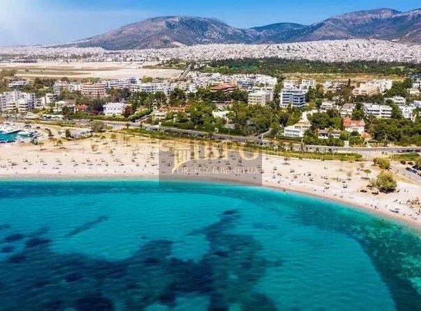 Vouliagmeni, Attica 16671