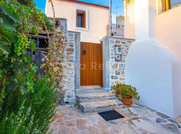 Neapoli, Crete 72400
