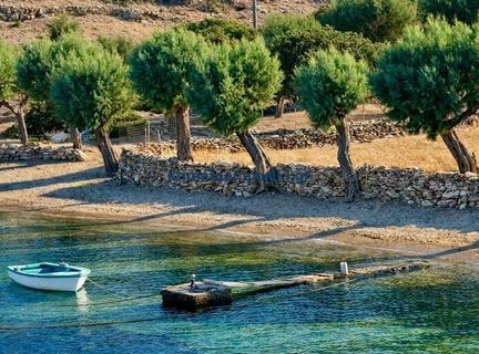 Akrotiri, Nísoi Aiyaíou 73100
