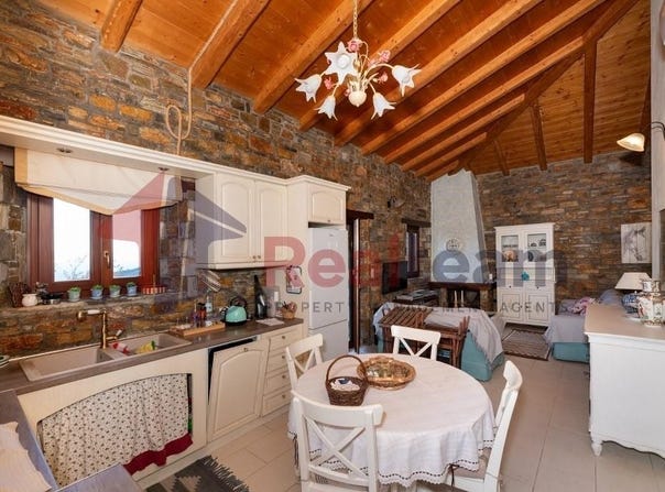 Makryrrachi, Thessaly 37001