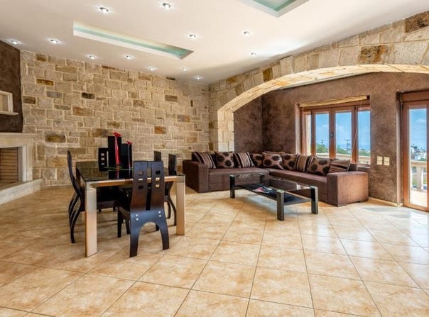 Chersonissos, Crete 70014