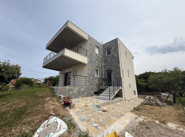Diyeliotika, Western Greece 25100