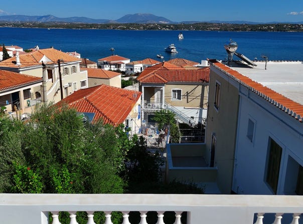 Spetses, Attica (region) 180 50