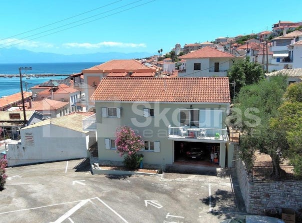 Asini, Peloponnese 24004