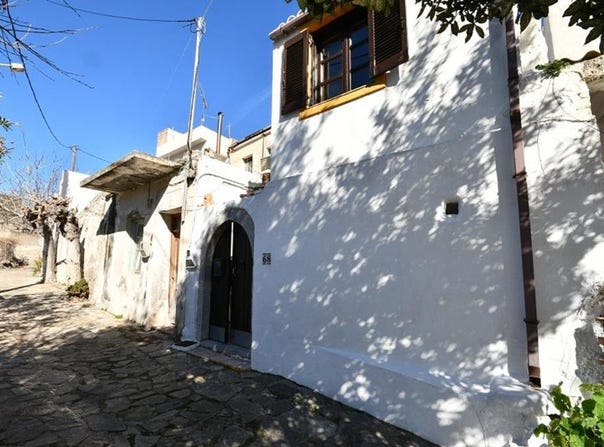 Vrachasi, Crete 72400