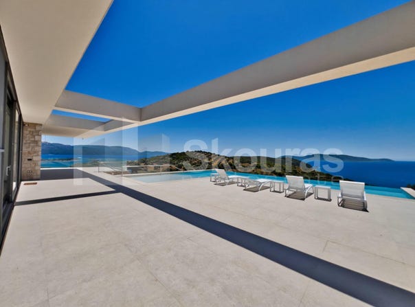 Finikounta, Peloponnese 24001