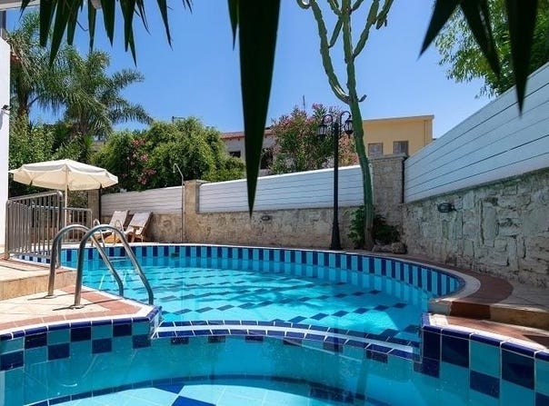 Loutra, Crete