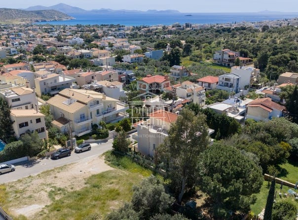 Glyfada, Attica 16672