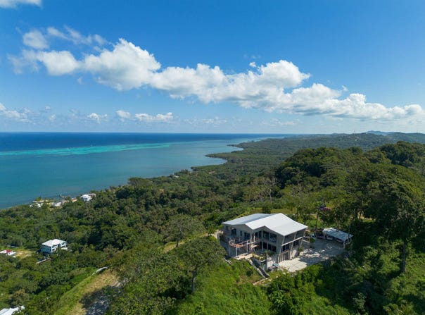 9H72+WF8, 34101 French Harbour, Bay Islands, Honduras, French Harbor, Bay Islands Department