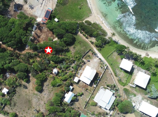 Pumpkin Hill Close to Ocean, Utila, Islas de la Bahia