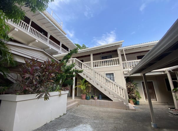 3 Commercial space, & 8 Apt., Main St Manor - Income Opp, Utila, utila, Islas de la bahía, utila, Islas de la bahía