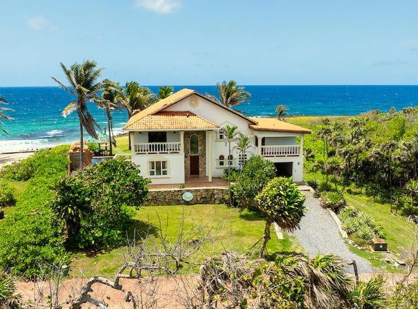 Parrot Tree Lot 307, Roatan, Islas de la Bahia