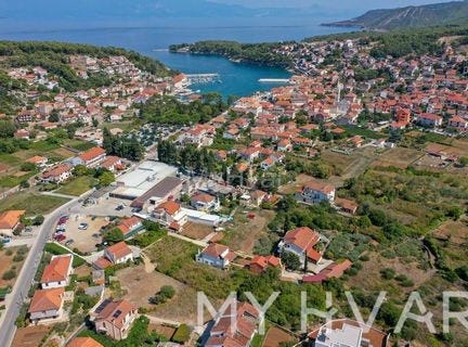Stari grad, Splitsko-dalmatinska 21465