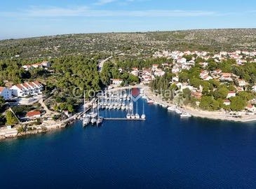 Milna, Split-Dalmatia County